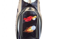 Individuells Golfbag aus echtem Leder. Golfball-Design