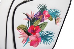 Golfbag mit Bllumendesign