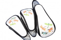 Schlägerhauben mit Schmetterlingen