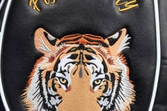 Golfbag / Cartbag individuell bestickt: Tiger