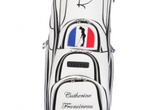 Damen-Golfbag Typ Cartbag: Golferin mit Putter