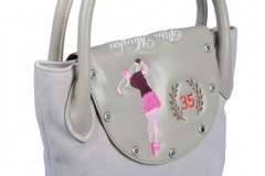 Designer Golf-Handtasche beige individuell bestickt